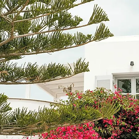 Sunrise Accommodation By Mr And Mrs White 3*